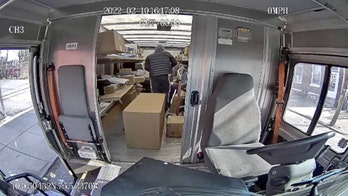 Philadelphia FedEx employee tied up, held at gunpoint by carjacking suspect: video