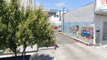 Oakland couple assaulted in brazen daytime robbery outside Little Saigon business