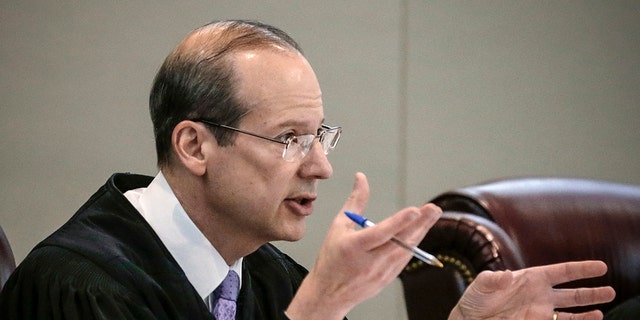 New Jersey Supreme Court Chief Justice Stuart Rabner speaks in Trenton, May 6, 2015.
