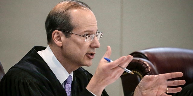 New Jersey Supreme Court Chief Justice Stuart Rabner speaks in Trenton, May 6, 2015.