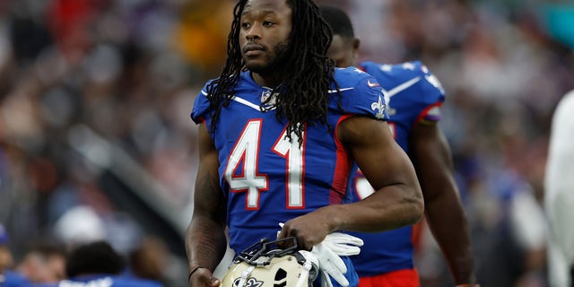 Alvin Kamara walks the sidelines during the 2022 NFL Pro Bowl at Allegiant Stadium on February 06, 2022 in Las Vegas. (Photo by Christian Petersen/Getty Images)