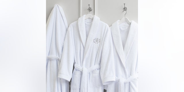 Crane and Canopy White Plush Cotton Bathrobe