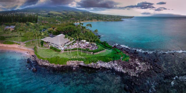 Merriman’s Kapalua ups the amorous ante with cinematic views from its perch on a peninsula in the Kapalua Bay of Maui, Hawaii.