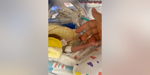 Amber Higgins told Fox News Digital it was at her 20-week ultrasound when she learned her son, Jari, had been measuring small. She was then admitted to Presbyterian Hospital in Albuquerque, New Mexico.