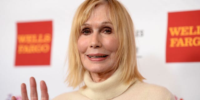 Sally Kellerman, known for her role in the "M*A*S*H" film, has died at 84.