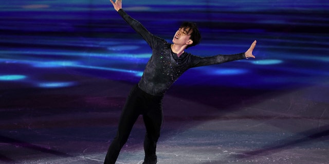 American figure skater Vincent Zhou expresses frustration after being unable to attend closing ceremony 2 Vincent Zhou of Team USA skates during the Figure Skating Gala at the 2022 Winter Olympics on February 20, 2022 in Beijing.