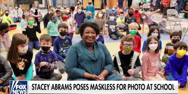 Stacey Abrams apologizes for maskless photo op at school, says she wouldn't lift mandate for kids