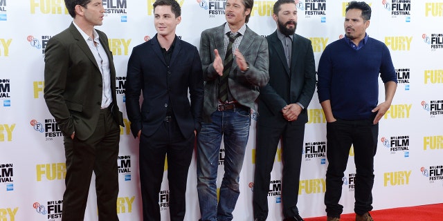 Jon Bernthal, Logan Lerman, Brad Pitt, Shia LaBeouf and Michael Pena attend a photo call for "격노" at the 58th London Film Festival at the Corinthia Hotel.