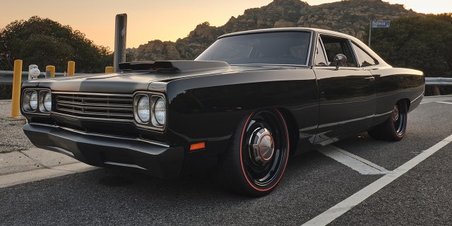 Hart's Roadrunner features a carbon fiber hood and bumpers.