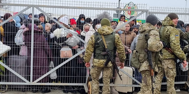 On Feb. 26, 2022, as they flee violence in Ukraine, hundreds of people — including families with small children — try to cross into Romania at the Porubne-Siret border. UNICEF Spokesperson James Elter is on the ground, reporting on the situation.