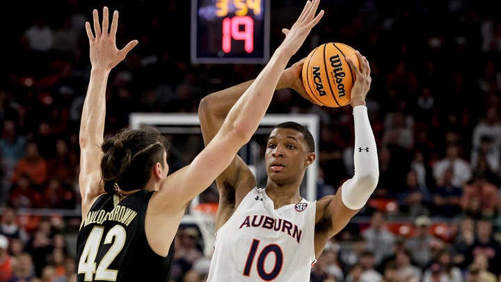 Fox News Flash top headlines for February 16