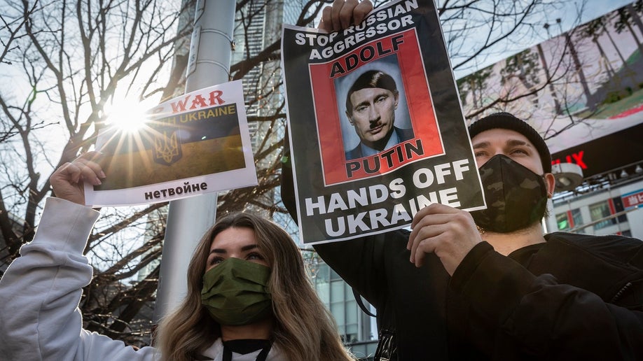 Russia invades Ukraine protest Tokyo