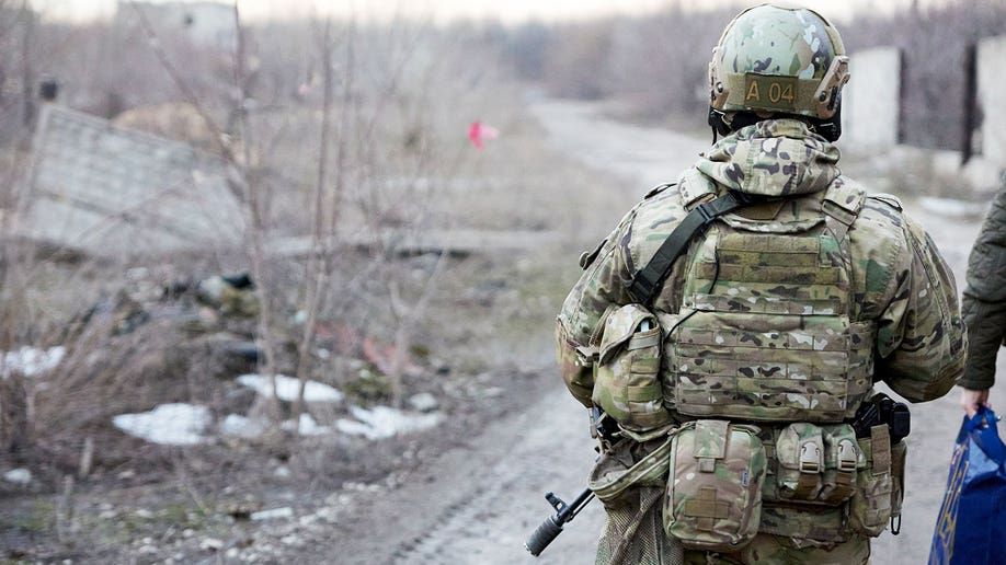 Ukraine-soldier-donbas-russia