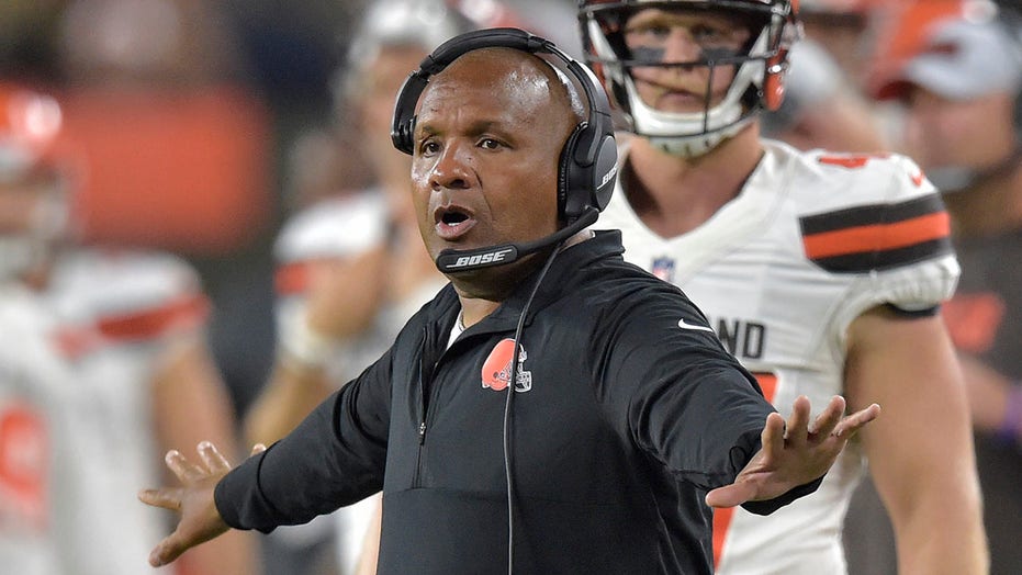 Browns refute tanking claims by former coach Hue Jackson