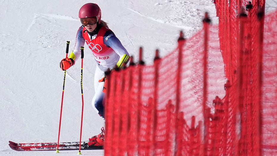 Verdedigende Olimpiese kampioen Mikaela Shiffrin uit reuseslalom