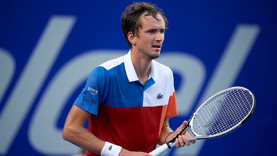Russian tennis players Daniil Medvedev, Andrey Rublev call for peace amid attacks on Ukraine