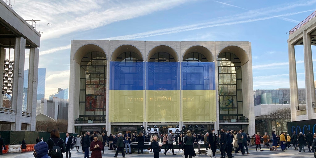 Metropolitan Opera holds special benefit concert for Ukraine - Vimarsana News