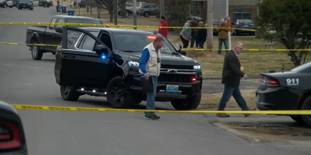 Missouri shooting: Police officer and suspect killed, two other officers injured - Vimarsana News
