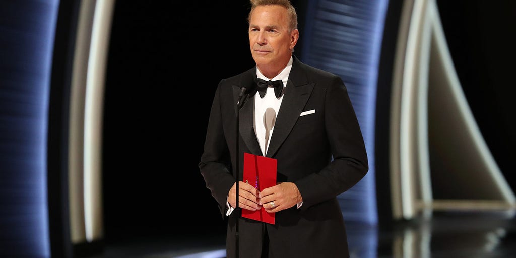 'Yellowstone' star Kevin Costner shares an emotional speech during the 2022 Oscars - Vimarsana News