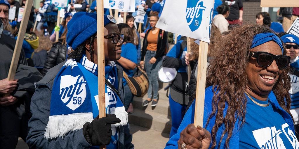 GOP candidates, including two former teachers, slam Minneapolis teachers union as strike enters eleventh day - Vimarsana News