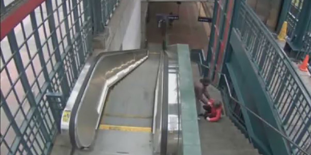 Homeless career criminal allegedly threw Seattle woman, 62, down stairs at light rail station - Vimarsana News