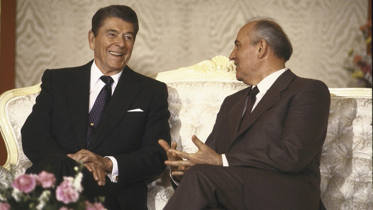 Reagan And Gorbachev