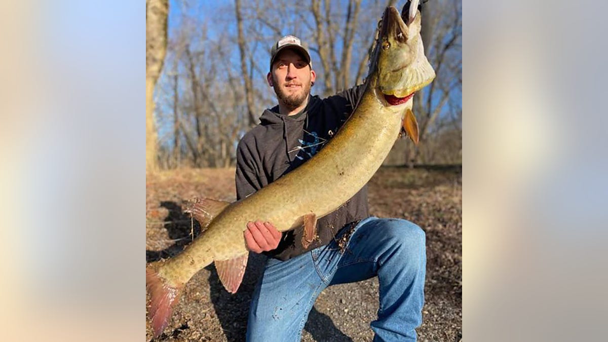 Kyle Mullenix record muskie