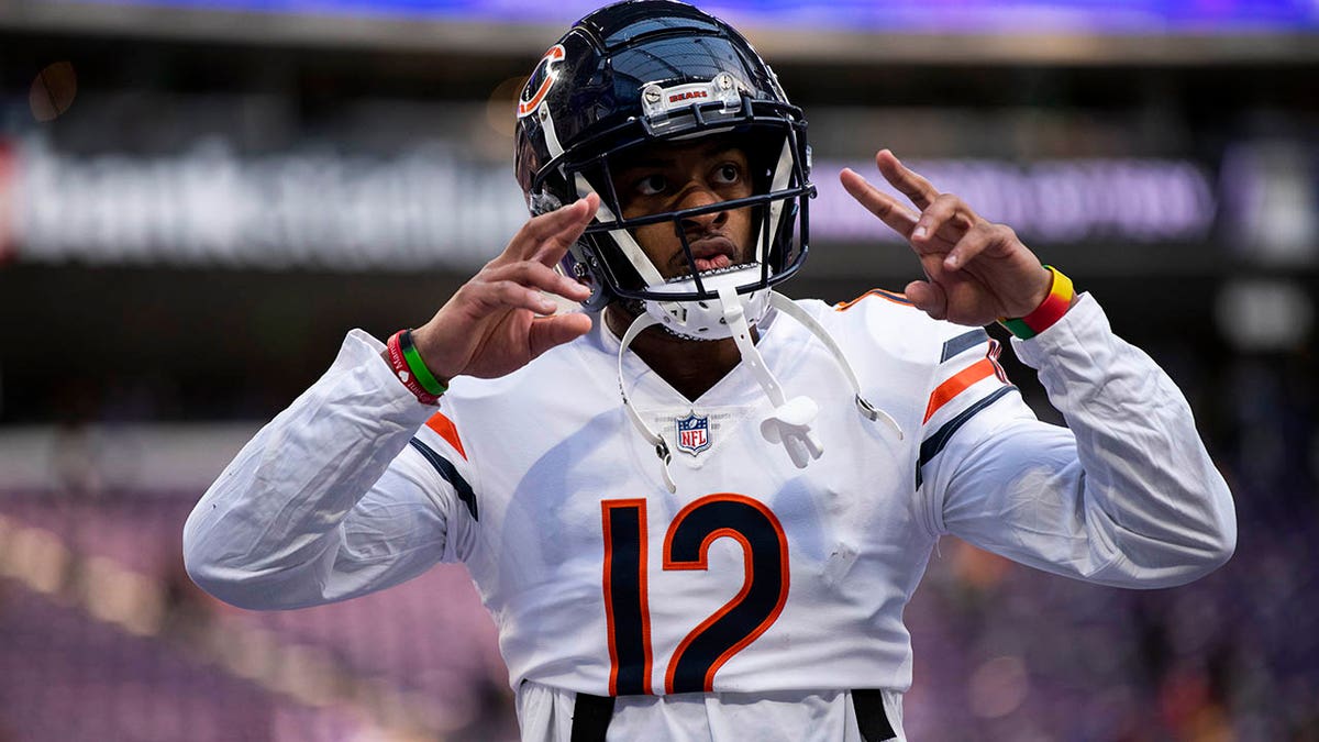 Allen Robinson #12 of the Chicago Bears heads to the locker room before the game against the Minnesota Vikings at U.S. Bank Stadium on January 9, 2022 in Minneapolis, Minnesota.