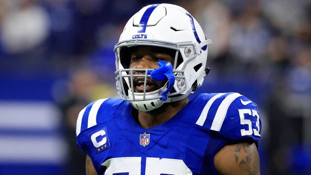 Darius Leonard against the Raiders