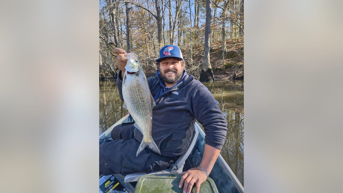 Lady Kayaker Holds New Ohoopee River Black Crappie Record - Georgia Outdoor  News