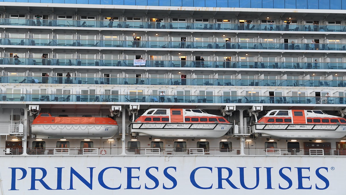 cruise ship