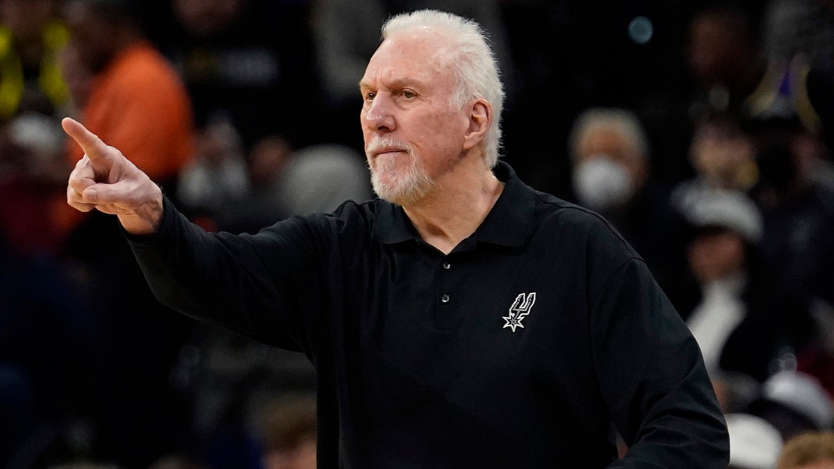 Gregg Popovich vs the Lakers