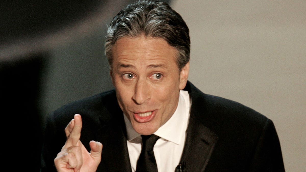 JON-STEWART-OSCARS-HOLLYWOOD