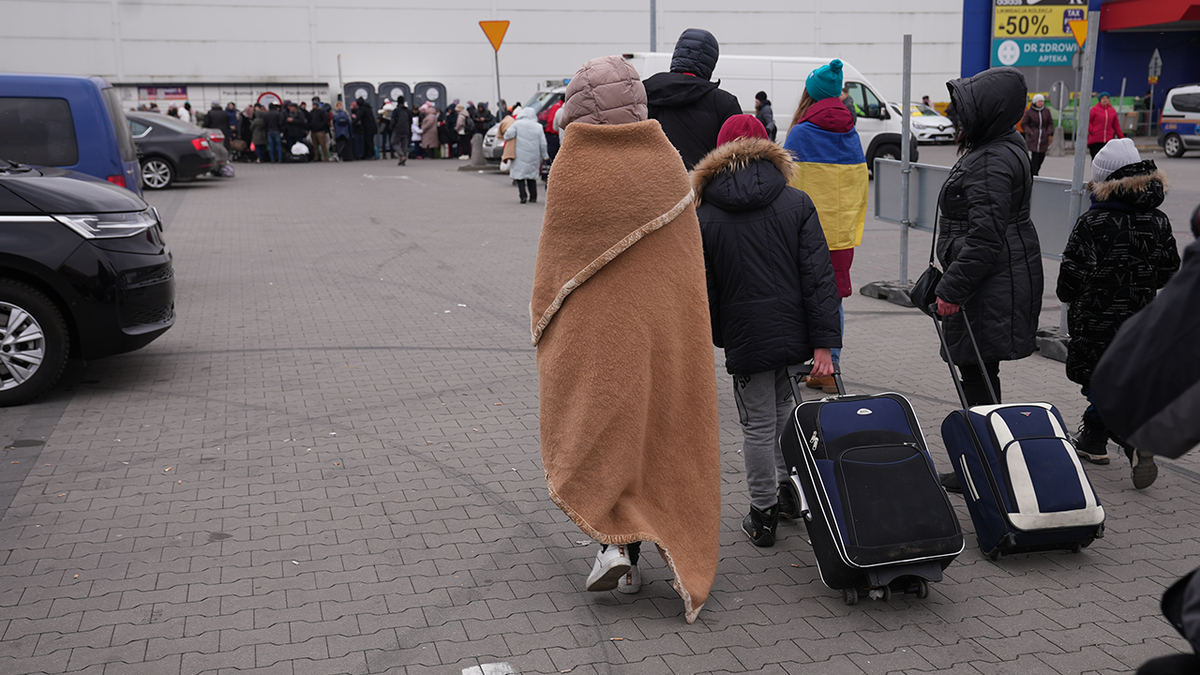 Ukrainian refugees arrive in Poland