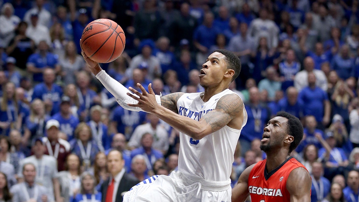 Tyler Ulis #3 of the Kentucky Wildcats shoots the ball in the game against the Georgia Bulldogs during the semifinals of the SEC Tournament at Bridgestone Arena on March 12, 2016 in Nashville, Tennessee.