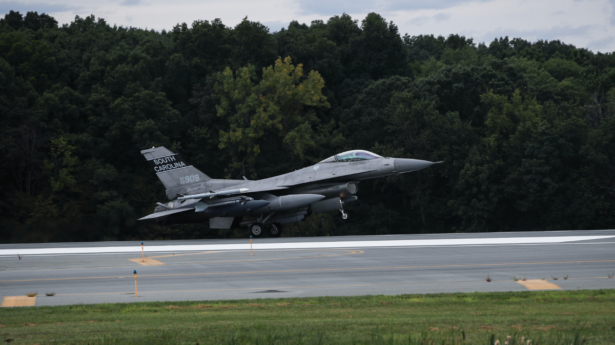 Senators tell Pentagon to 'take a hard look at providing F-16 aircraft to Ukraine'
