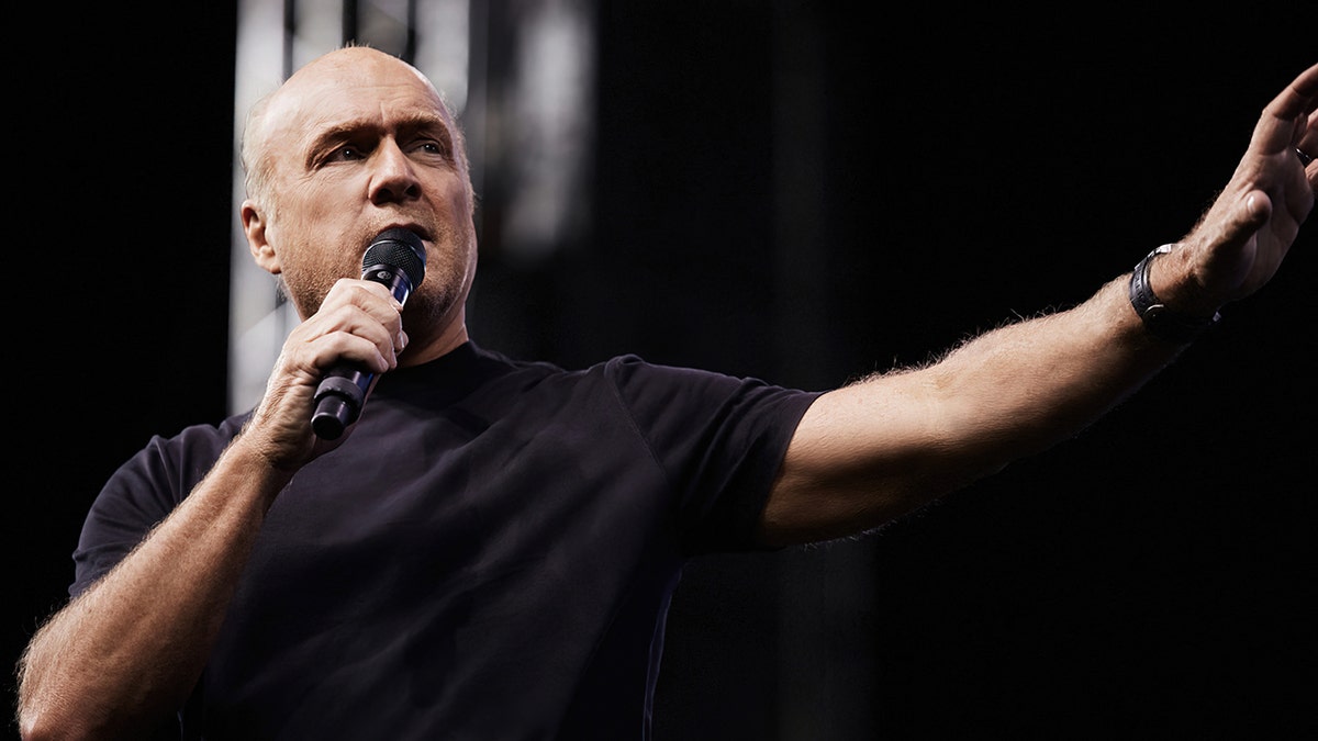 Pastor Greg Laurie