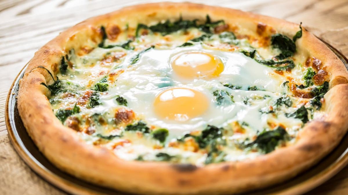 Pizza eggs