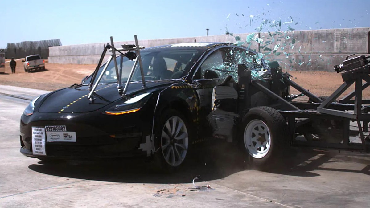 The Tesla Model 3 has been given a 5-Star crash test rating by NHTSA.
