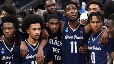 Saint Peter's improbable March Madness run has brought the community together, ex-Peacocks stars say