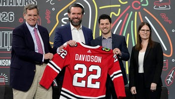Chicago Blackhawks drop interim tag for GM Kyle Davidson