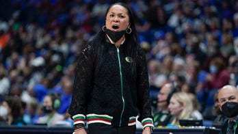 South Carolina remains atop women's AP Top 25 despite loss