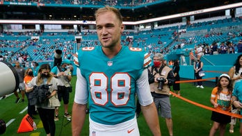 Dolphins place franchise tag on TE Mike Gesicki