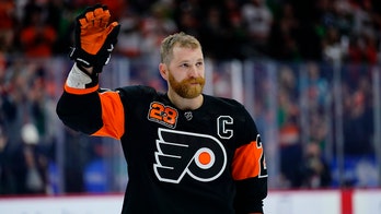 Claude Giroux arrives in Florida: 'Time to go to work'