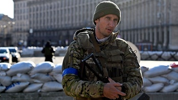 Former tennis pro serving in Ukrainian army calls out Tottenham's Antonio Conte over Russian athlete comments