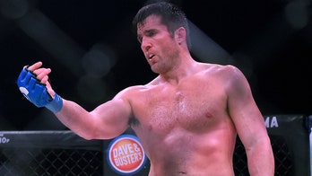 Chael Sonnen, ex-UFC fighter facing charges in Vegas brawl, told police he doesn't remember incident: report