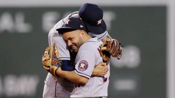 Jose Altuve 'surprised' Carlos Correa spurned Astros for Twins