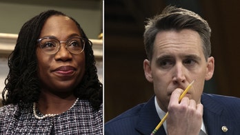 Hawley raises concerns over Biden's Supreme Court justice pick giving sex offenders 'lenient sentences'