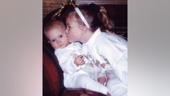 NY woman reveals life with a sister's schizophrenia, writes 'love letter' to her