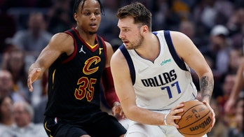 Luka Doncic's 35 points, 13 assists send Mavericks past Cavaliers